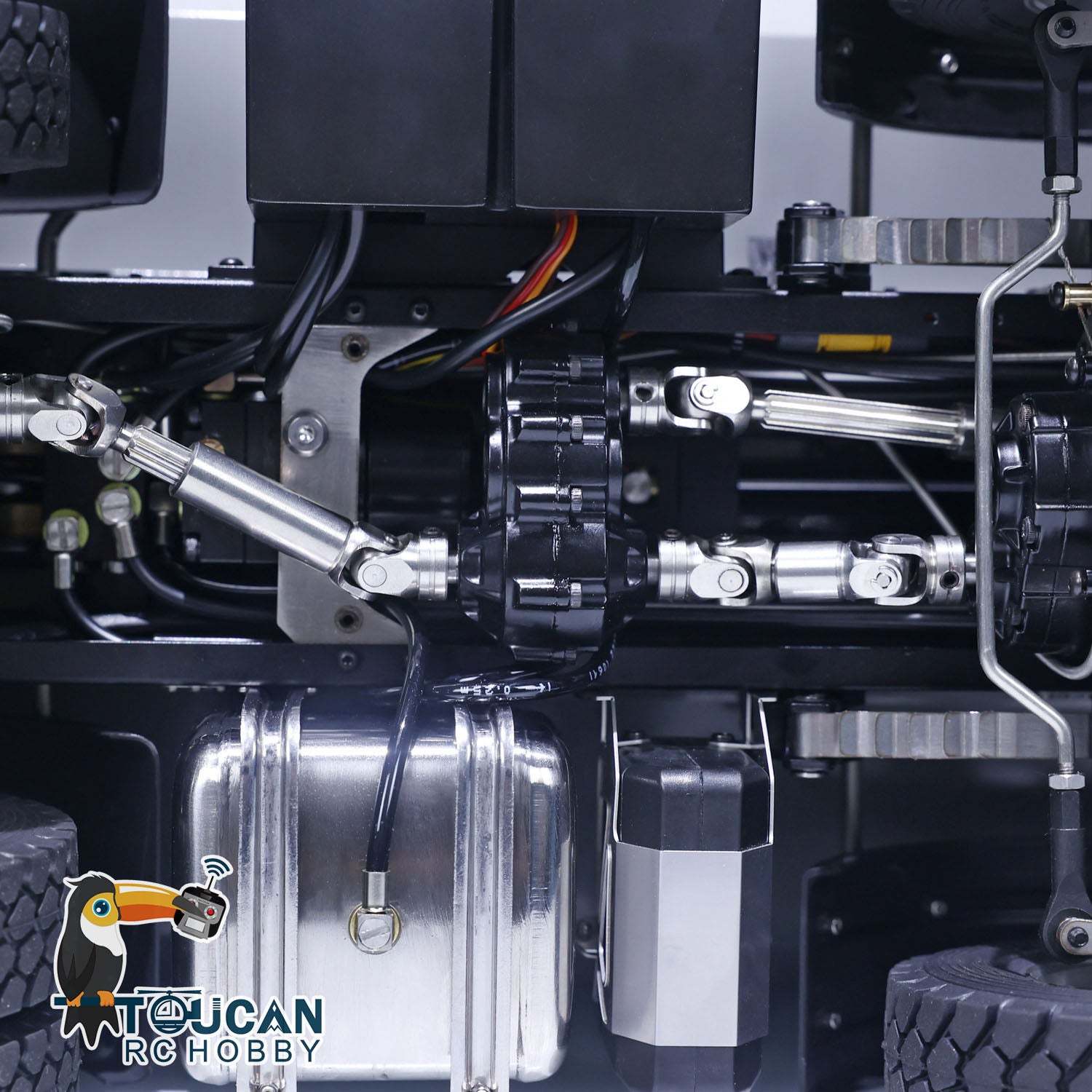 1/14 8X8 RC Hydraulic Dumper Truck K3365 Metal Ready To Run Tipper Remote Control Cars Models DIY Toy ST8 Transmitter