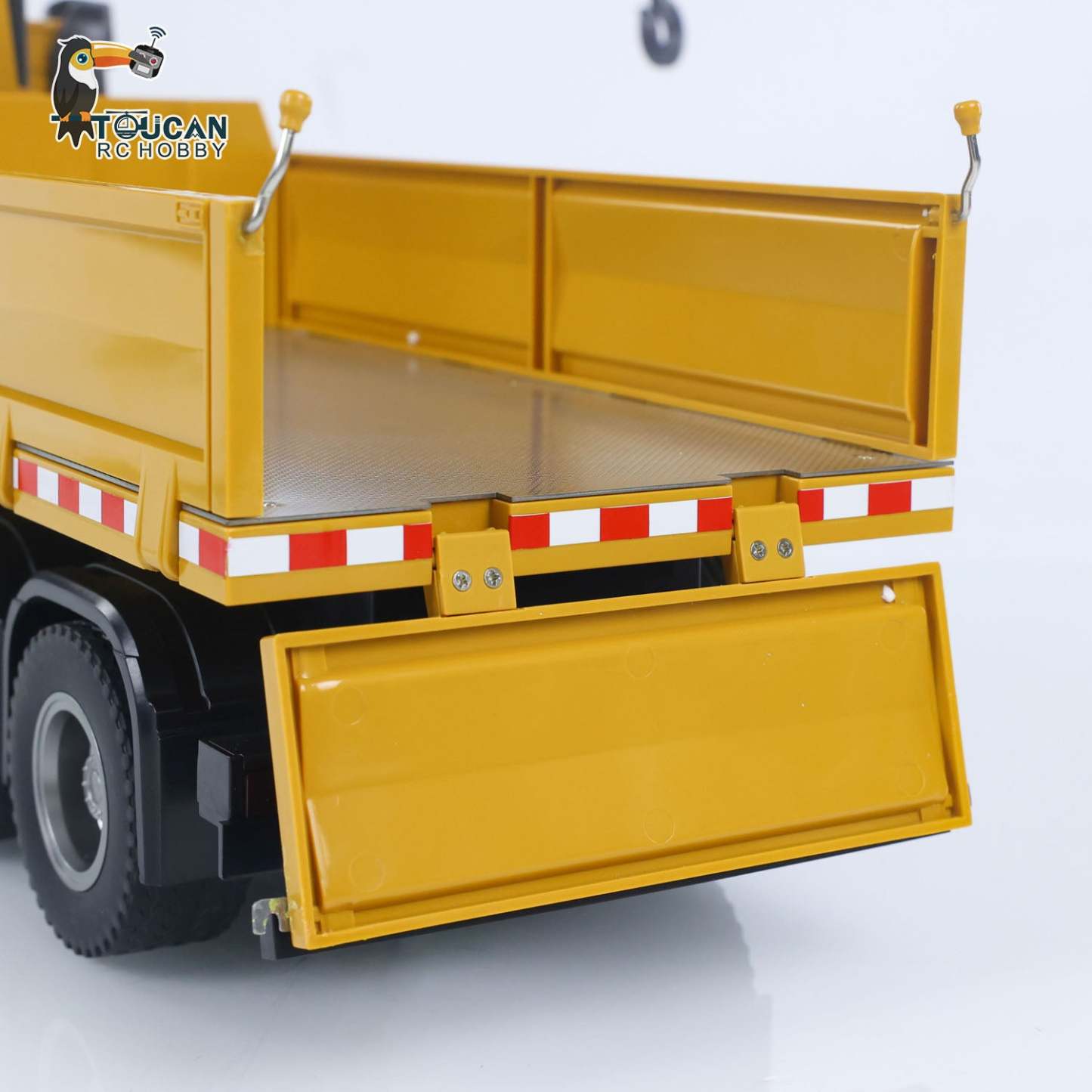  1538 1/14 RC Timber Grab Truck Dumper Remote Control Model Toy Vehicles 2.4G Radio Battery