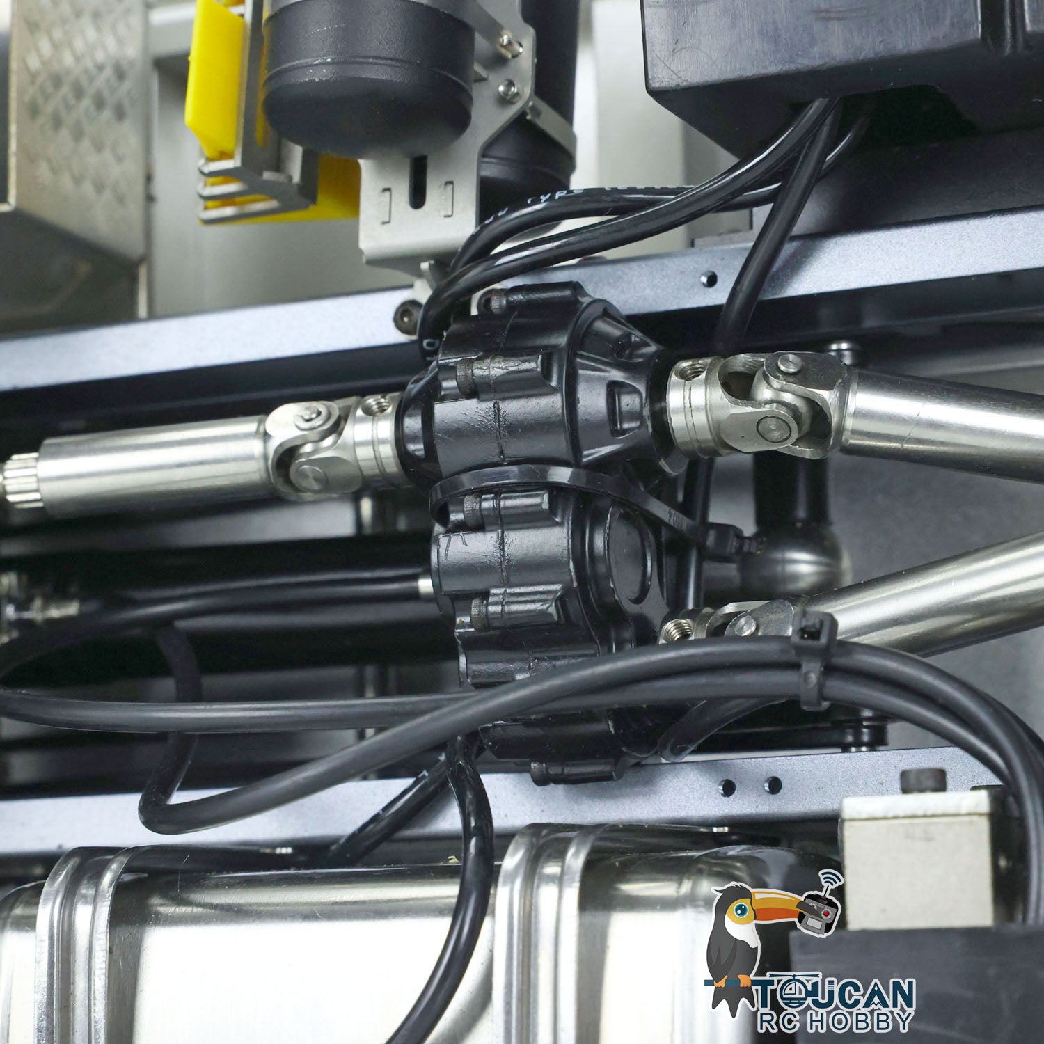 1/14  6x6 Hydraulic Equipment RC Dump Truck K3364 Radio Controlled Tipper Cars DIY Model Emulated Construction Vehicle