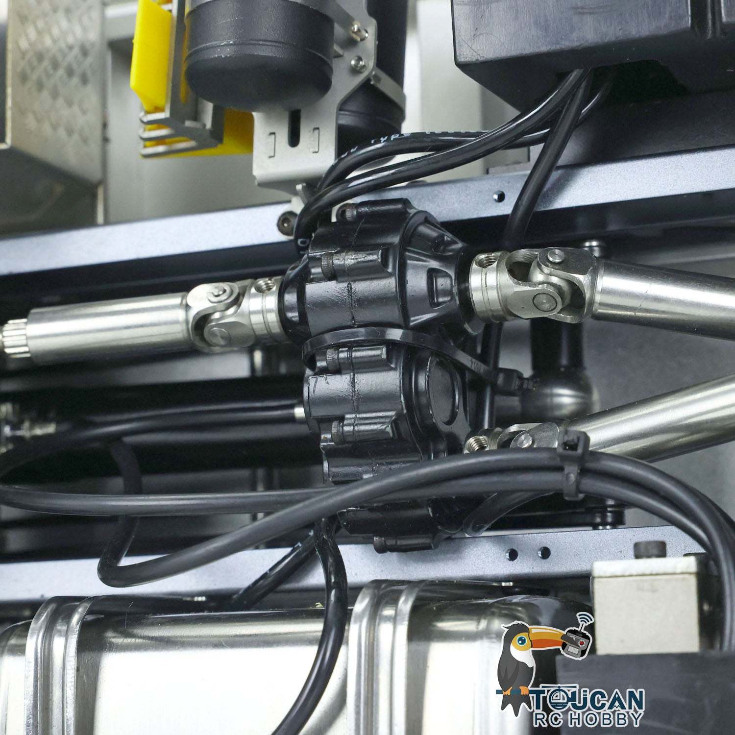 1/14  6x6 Hydraulic Equipment RC Dump Truck K3364 Radio Controlled Tipper Cars DIY Model Emulated Construction Vehicle