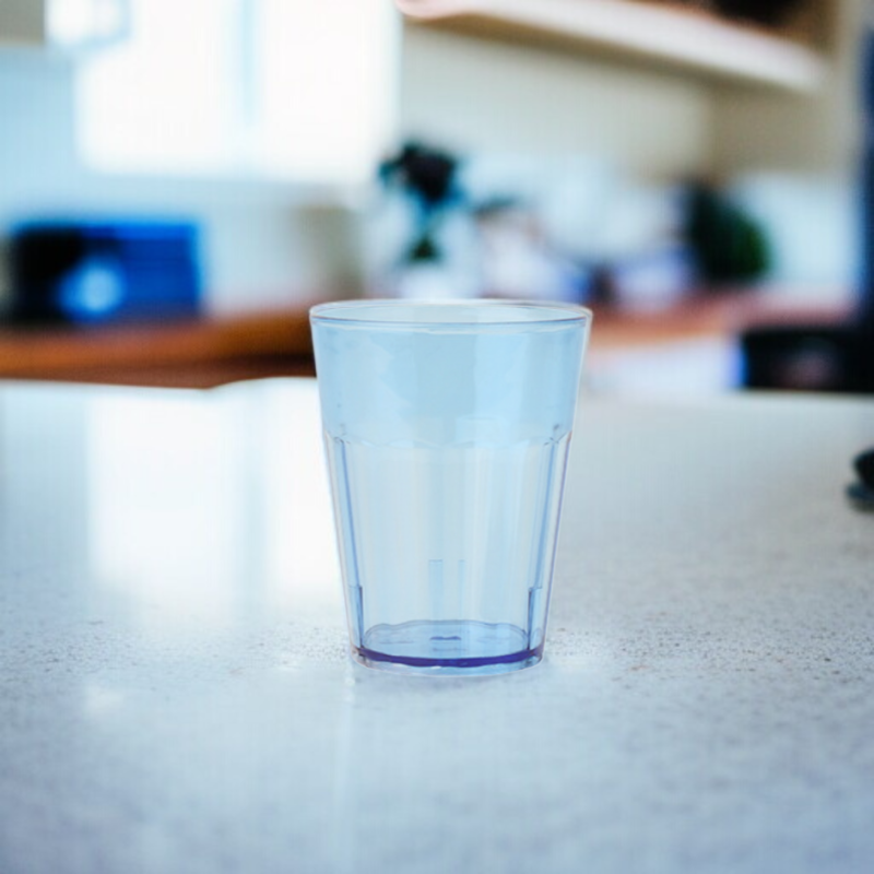 Egyszer használatos műanyag pohár partikhoz