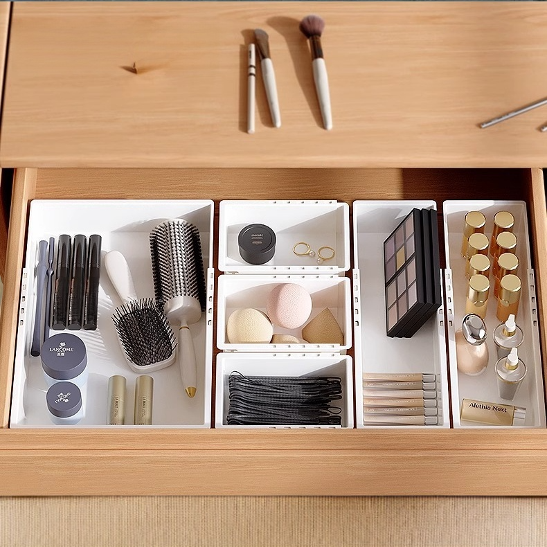 Fiókrendszerező alsóneműkhöz egyszerű beállítással