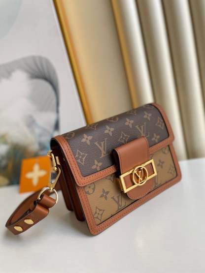 LV Mini Dauphine Monogram And Monogram Reverse Canvas By Nicolas Ghesquière For Spring-Summer, For Women  Shoulder Bags 20cm LV M45959