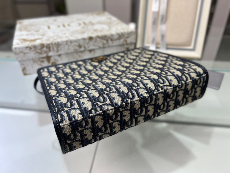 ELE - Dir Bags - 600