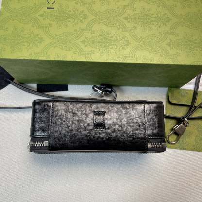 gg Mini Bag With Interlocking G Black gg Supreme Canvas For Women 9in/23cm gg