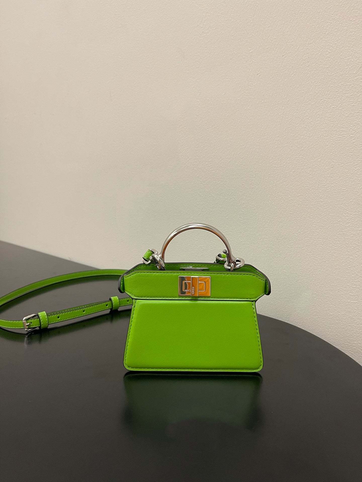 FI Peekaboo ISeeU Petite Green Micro Bag For Woman 11cm/4.5in