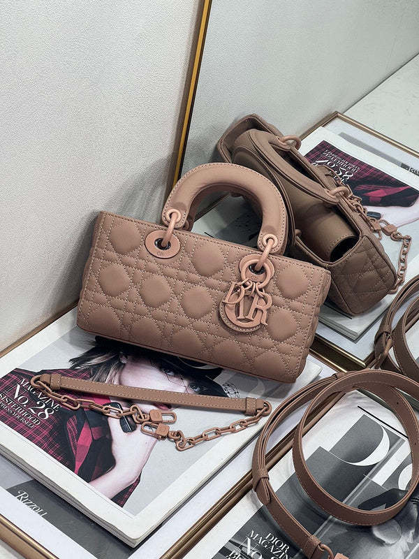 ELE - Dir Bags - 502