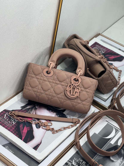 ELE - Dir Bags - 502