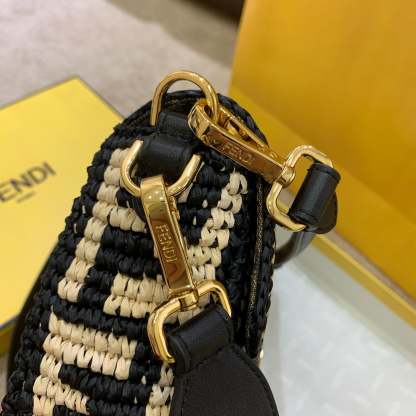 FI Baguette Raffia Fabric Black For Women, Women’s Bags 10.6in/27cm FF 8BR600AKBYF1HOG