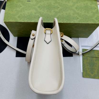gg Marmont Matelasse Mini Bag White For Women, Women’s Bags 7.5in/19cm gg ‎696123 DTDHT 9022