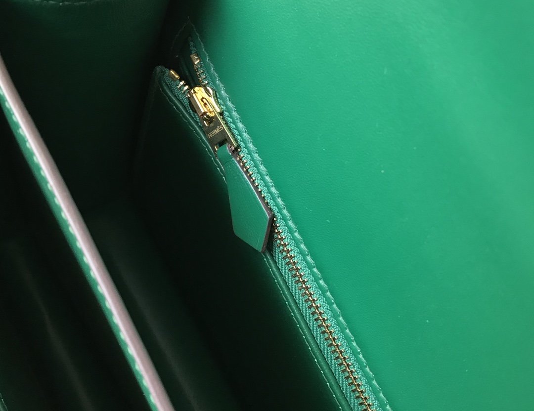 HM Constance 23 Pattern Crocodile Green For Women, Handbags, Shoulder Bag 9in/23cm