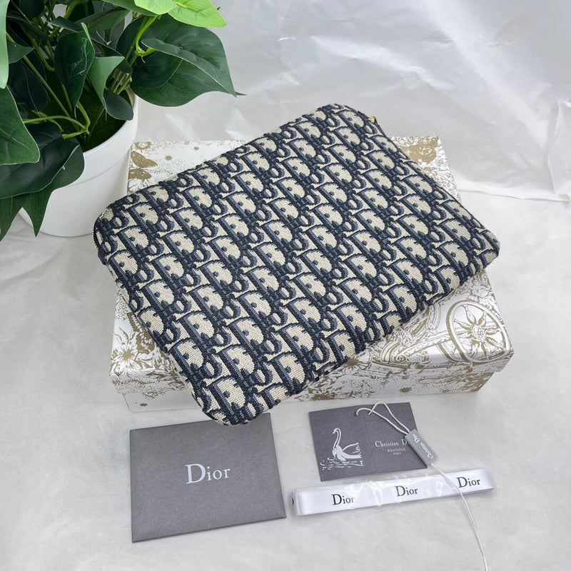 ELE - Dir Bags - 1125