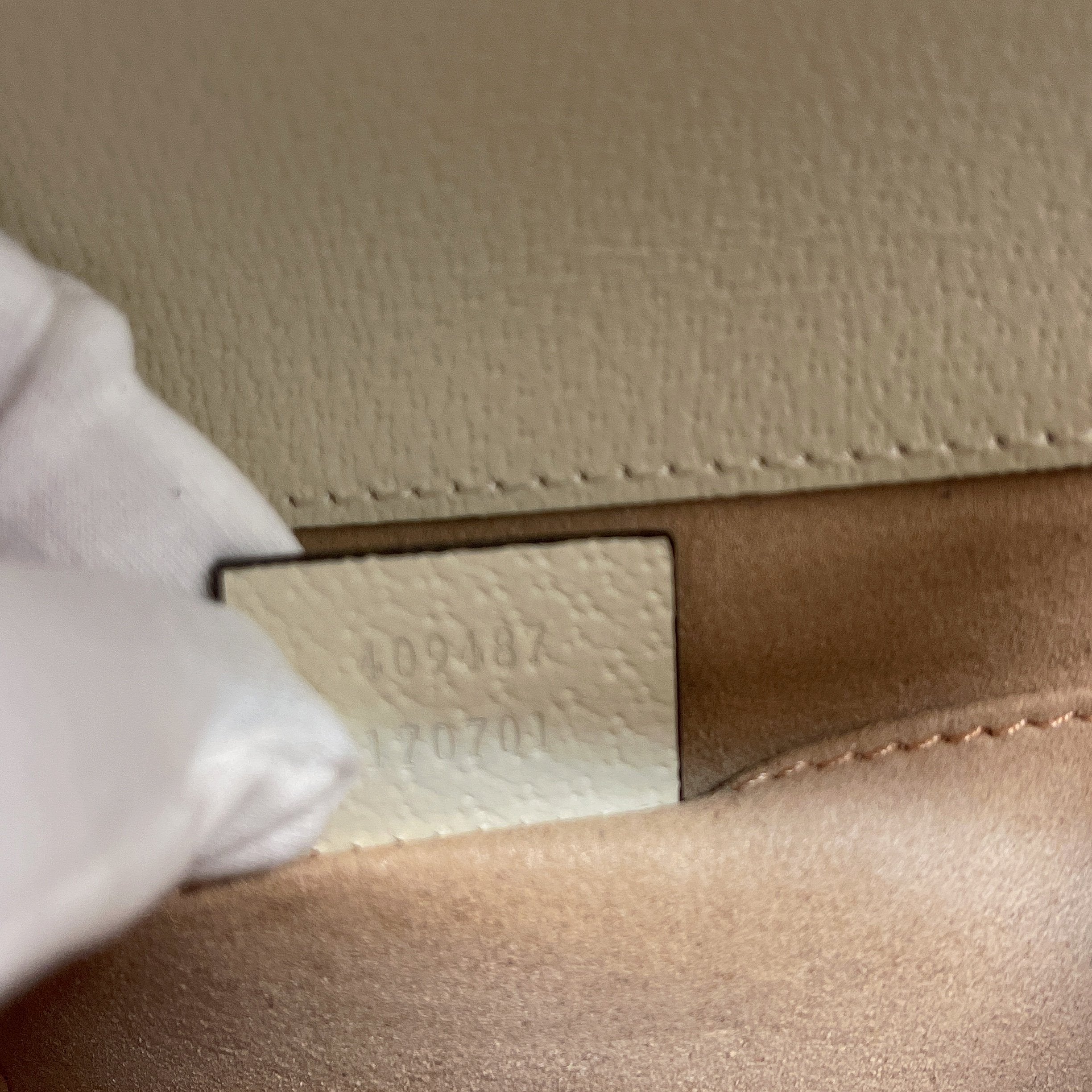 gg Padlock Small gg Strawberry Shoulder Bag White For Women, Women’s Bags 7.9in/20cm gg