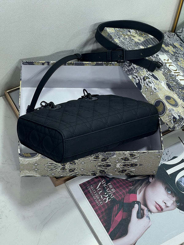 ELE - Dir Bags - 531