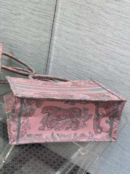 ELE - Dir Bags - 557