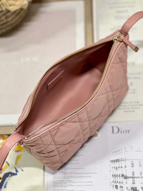 ELE - Dir Bags - 472