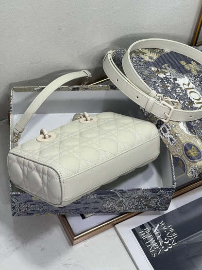 ELE - Dir Bags - 512