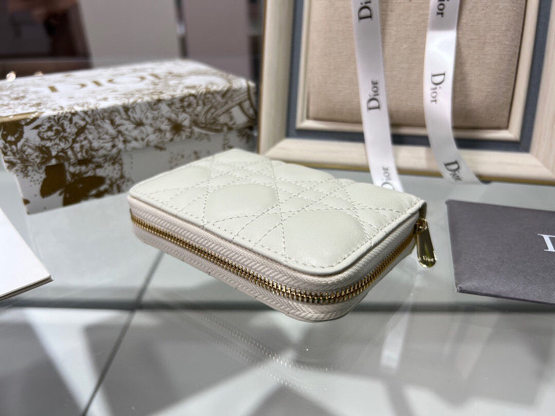 ELE - Dir Bags - 571