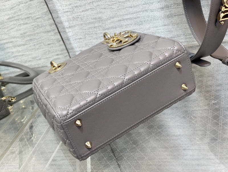 ELE - Dir Bags - 1124