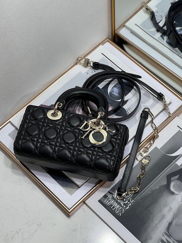 ELE - Dir Bags - 701