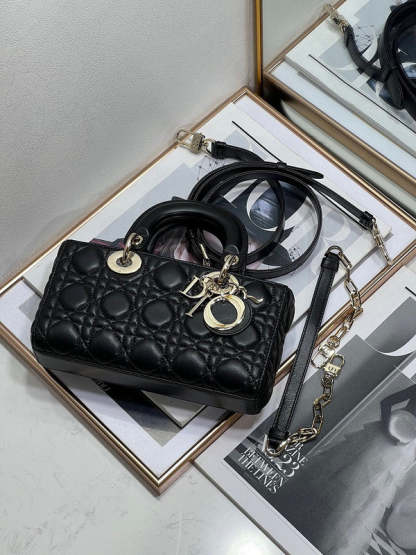 ELE - Dir Bags - 701