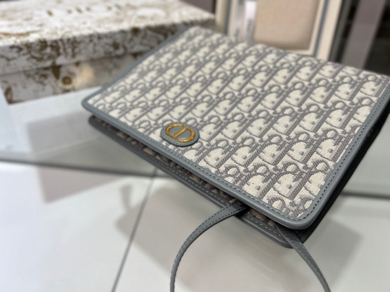 ELE - Dir Bags - 589