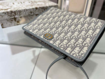 ELE - Dir Bags - 589