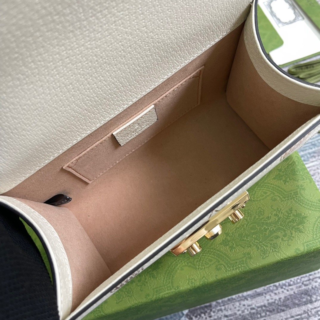 gg Padlock Small gg Strawberry Shoulder Bag White For Women, Women’s Bags 7.9in/20cm gg