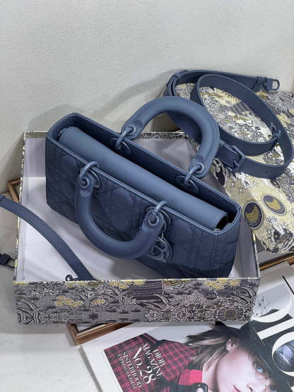 ELE - Dir Bags - 526