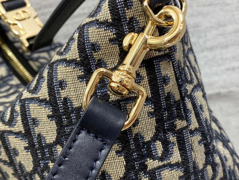 ELE - Dir Bags - 545