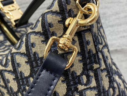 ELE - Dir Bags - 545