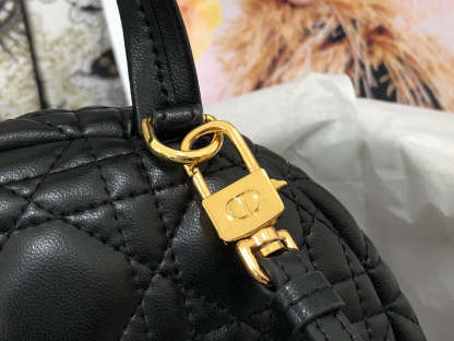 ELE - Dir Bags - 1332