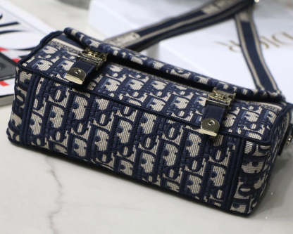 ELE - Dir Bags - 686