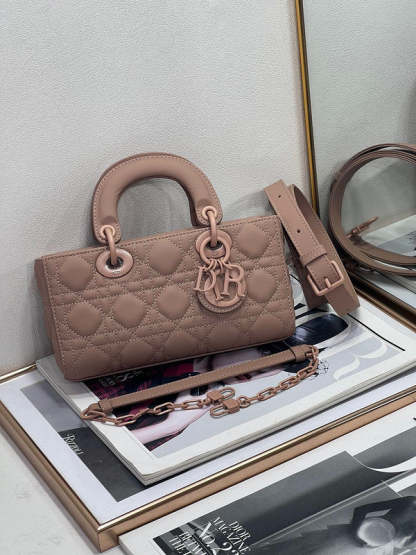 ELE - Dir Bags - 502