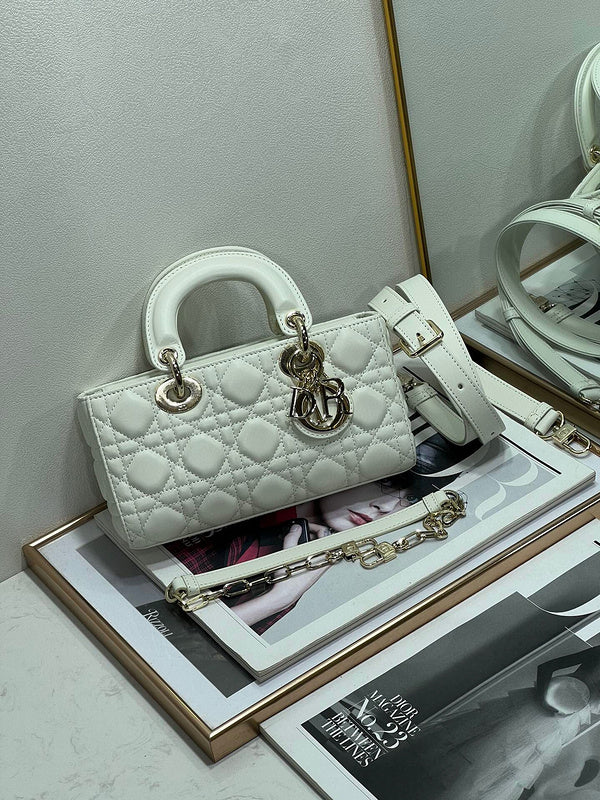 ELE - Dir Bags - 711