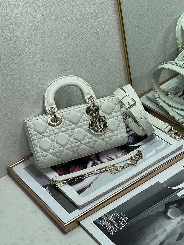 ELE - Dir Bags - 711