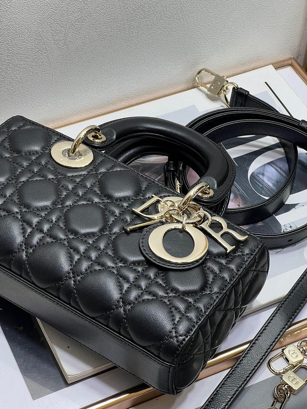 ELE - Dir Bags - 701