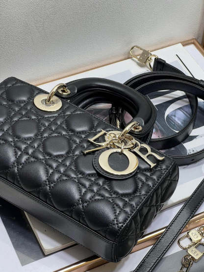 ELE - Dir Bags - 701