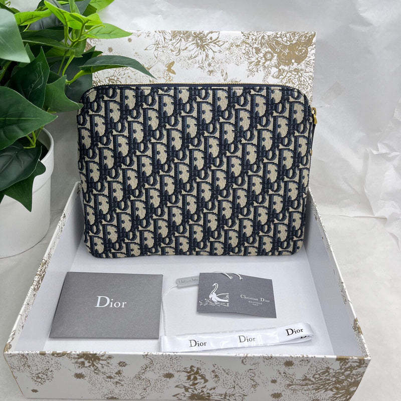 ELE - Dir Bags - 1125