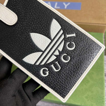 gg x Adidas Phone Case Black For Women, Women’s Bags 7.3in/18cm gg‎