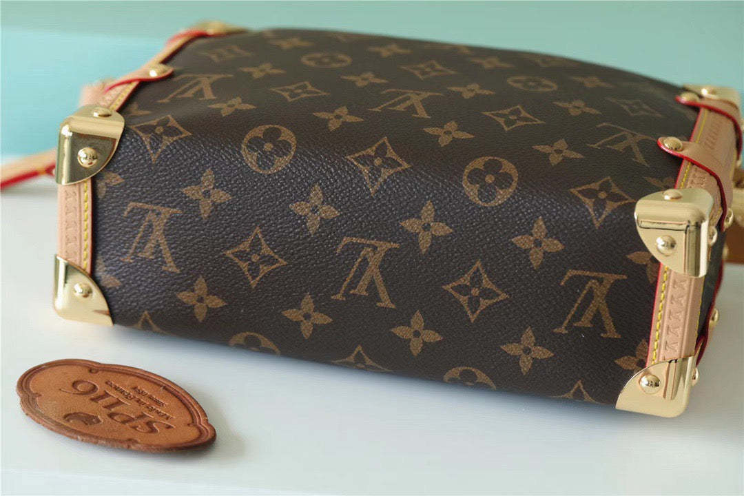 LV Side Trunk PM��Monogram Canvas For Women, Women���s Bags, Shoulder And Crossbody Bags 8.3in/21cm LV��