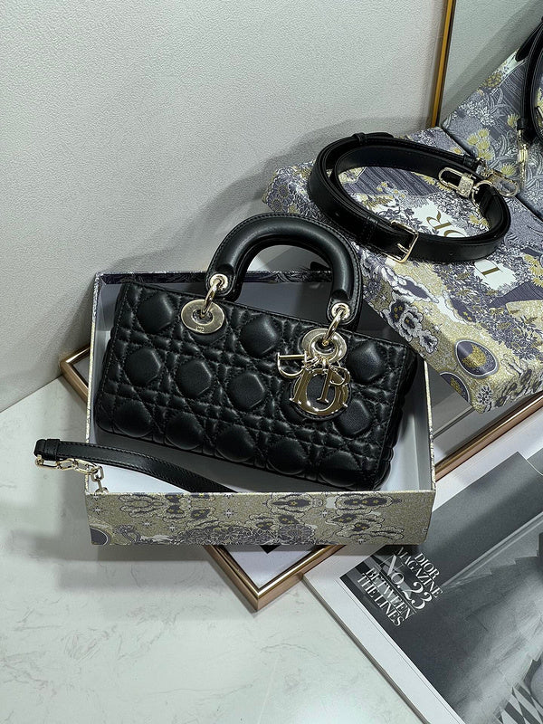 ELE - Dir Bags - 701