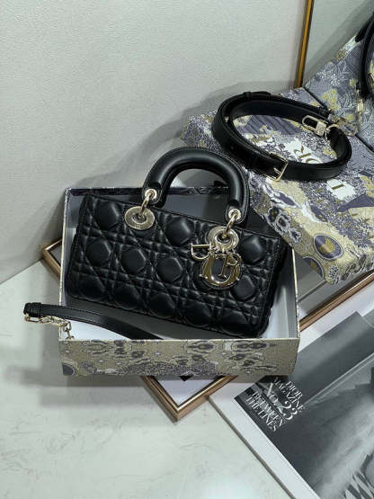 ELE - Dir Bags - 701