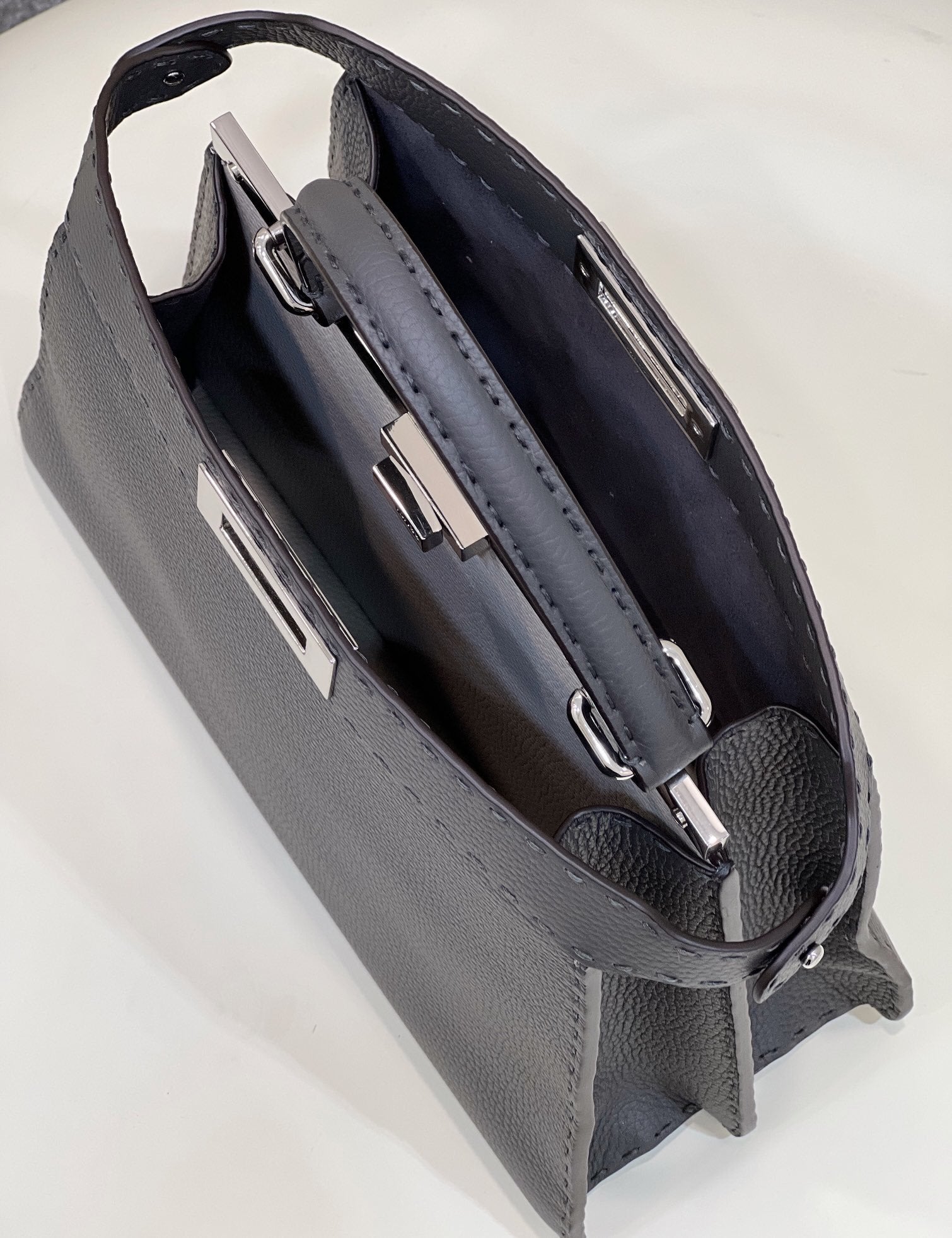 FI Peekaboo ISeeU Medium Black For Women, Women’s Handbags, Shoulder Bags 13.1in/33.5cm FF