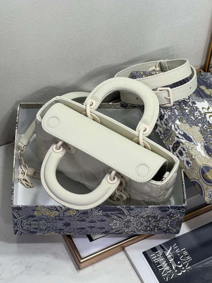 ELE - Dir Bags - 512