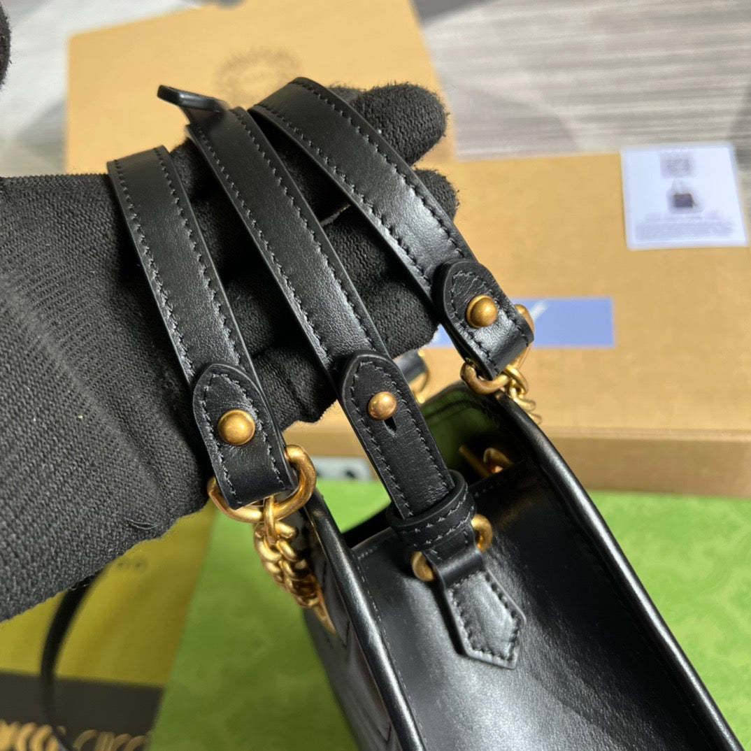 gg Marmont Matelasse Mini Bag Black For Women, Women’s Bags 7.5in/19cm gg ‎696123 DTDHT 1000