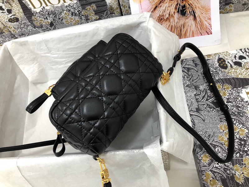 ELE - Dir Bags - 1332