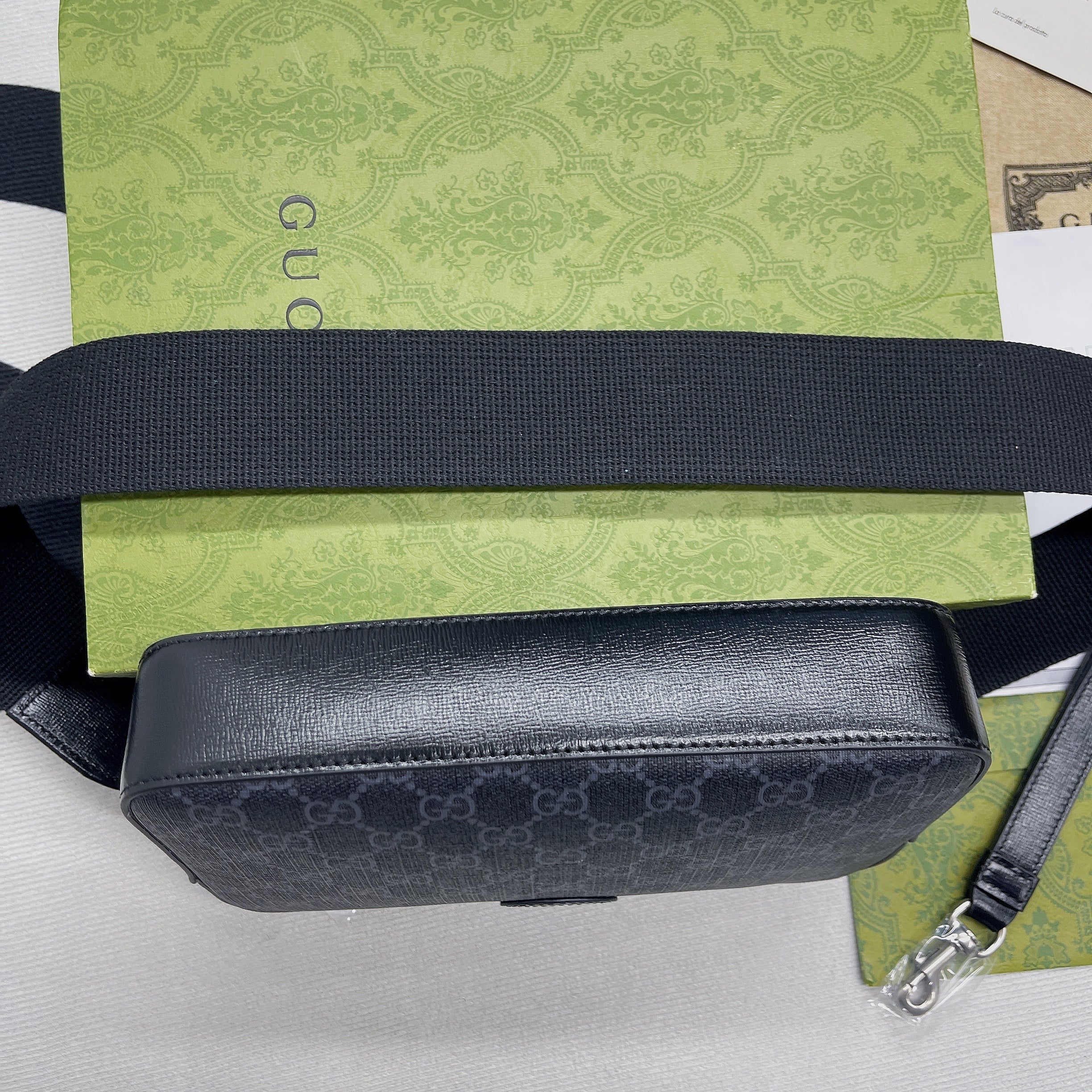 gg Shoulder Bag With Interlocking G Black gg Supreme Canvas For Women  9.6in/24.5cm gg 703468 92THF 1000