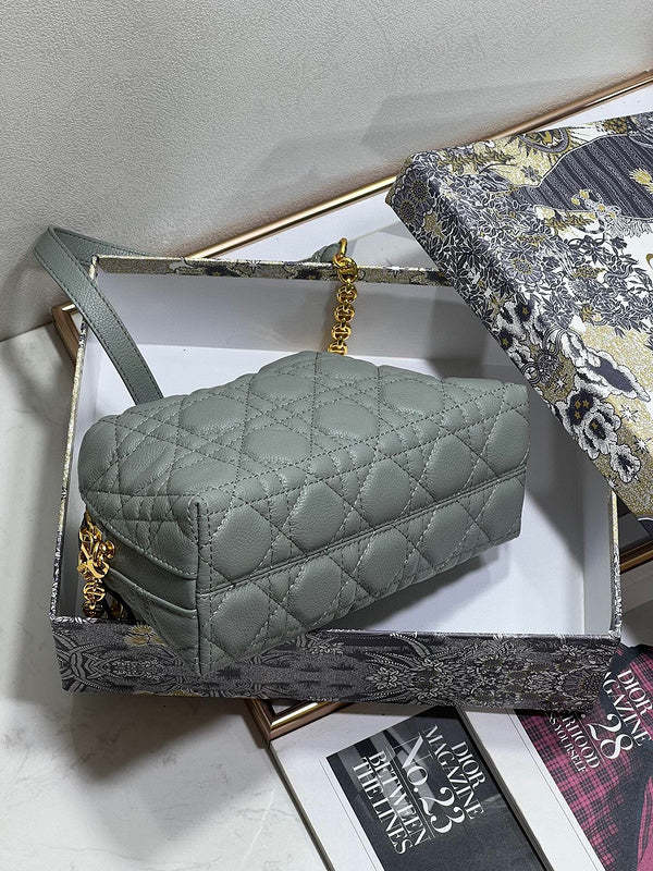 ELE - Dir Bags - 713