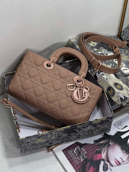 ELE - Dir Bags - 517